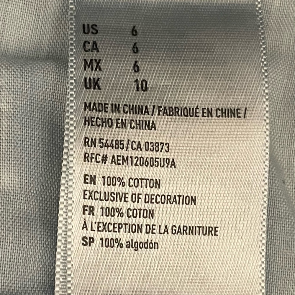 American Eagle Outfitters Ripped Dark Blue Jean Shorts - Picture 6 of 9